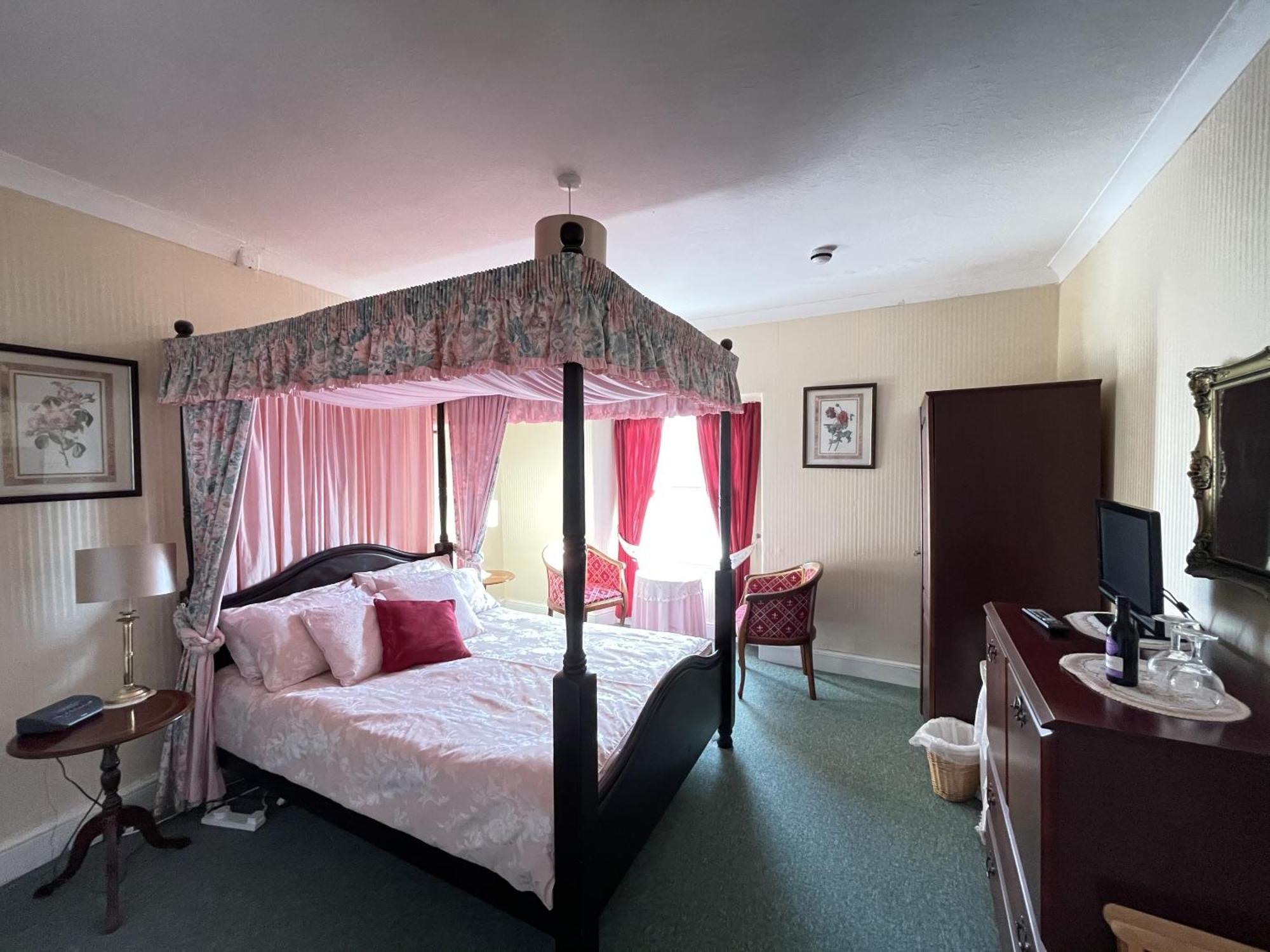 Bed and breakfast White Court Llandudno
